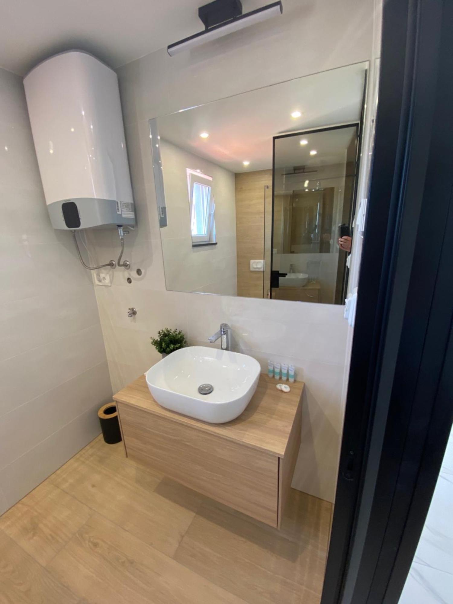 Guest House Ana Residence Zadar Buitenkant foto